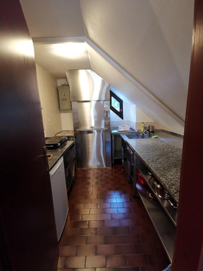 Apartmaji Mak 耶塞尼采 外观 照片