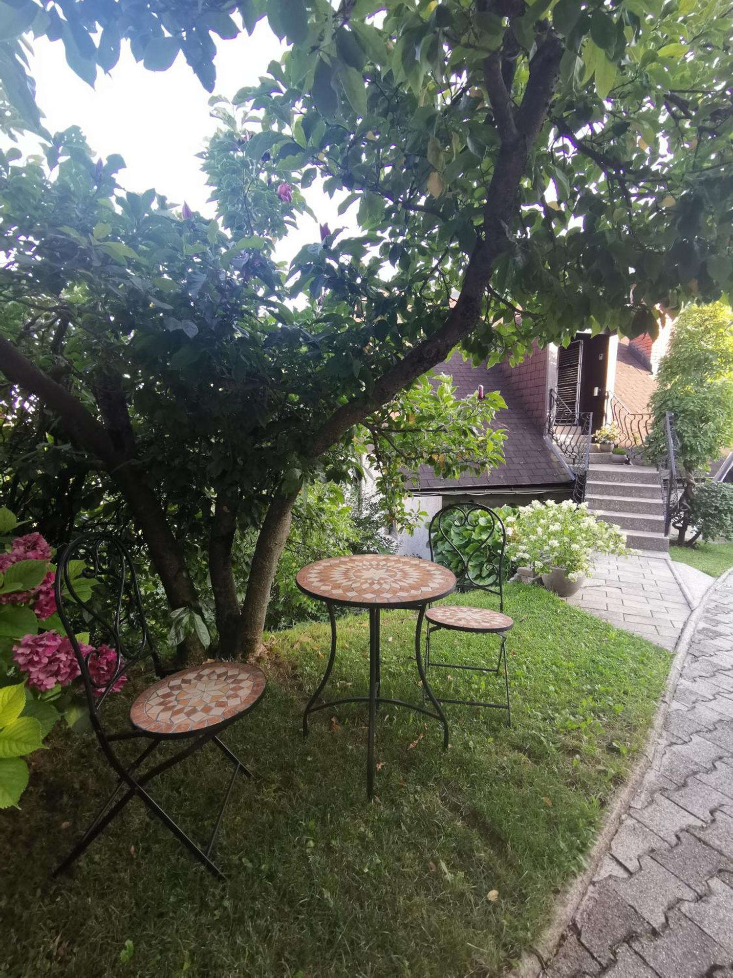 Apartmaji Mak 耶塞尼采 外观 照片